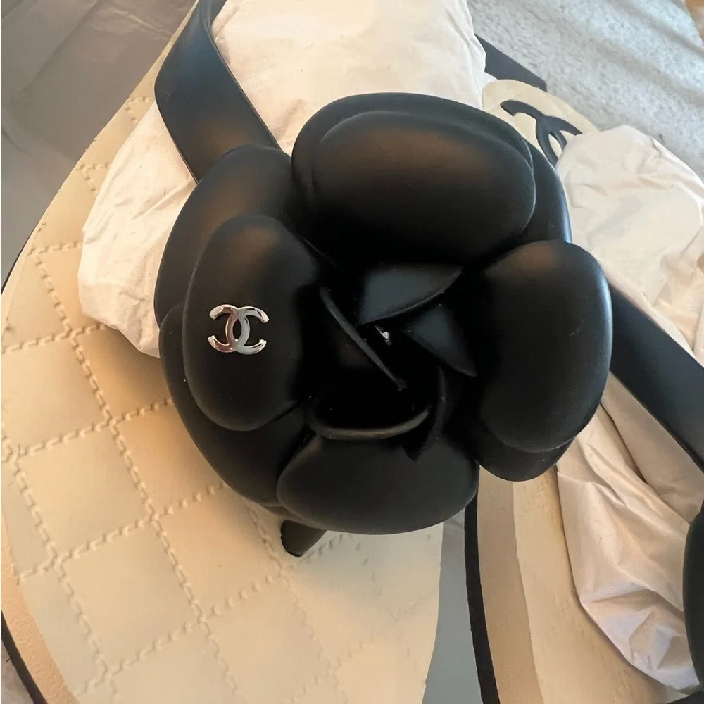 Chanel Camellia Thong Flip Flops - Picture 8 of 12